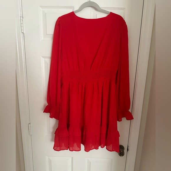 Red XL Woderow Dress- in excellent condition with no tags - Picture 2 of 3